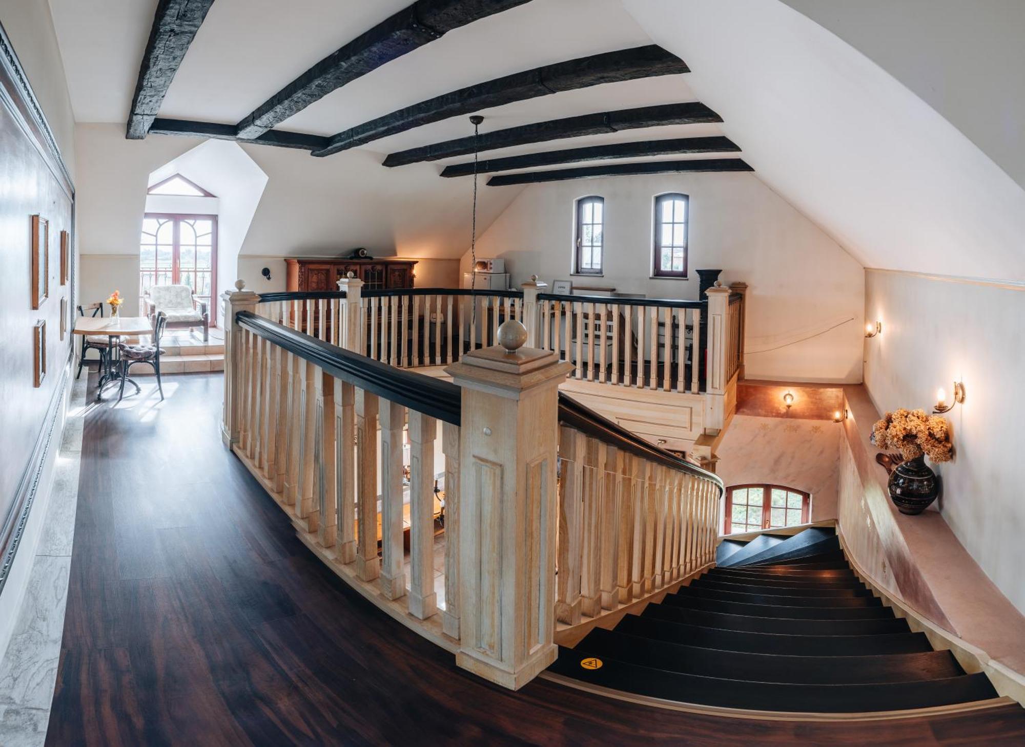 Kastely Grof Zichy Hotel Haniska Bagian luar foto